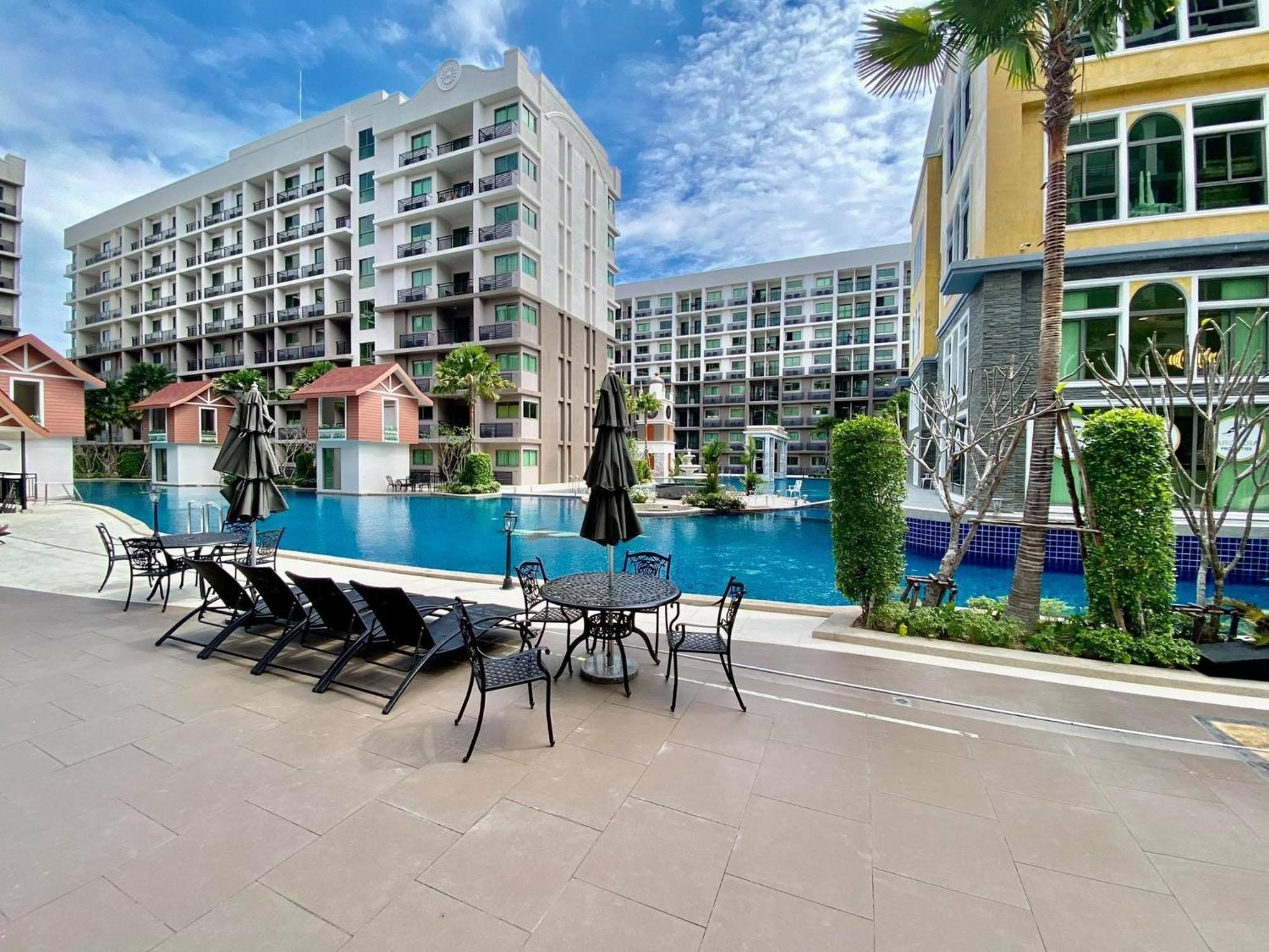 Arcadia Beach Con Pattaya Eksteriør billede